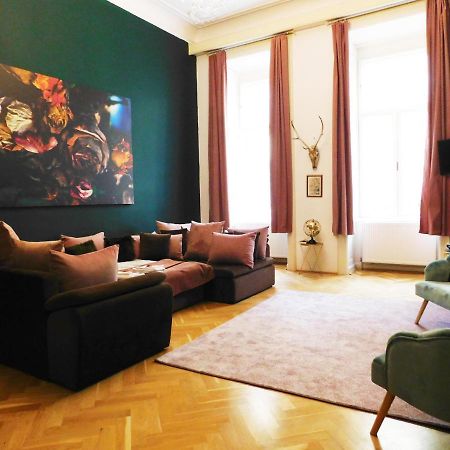 Wonder Deer Lux Apartment At The Parliament Self Check-In Будапеща Екстериор снимка