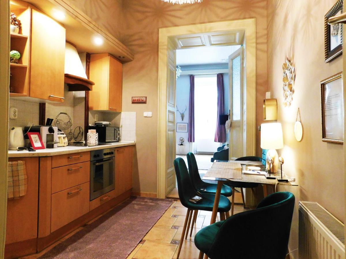 Wonder Deer Lux Apartment At The Parliament Self Check-In Будапеща Екстериор снимка