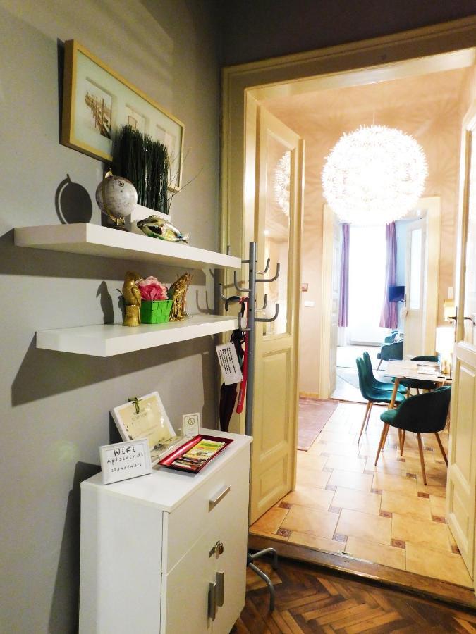 Wonder Deer Lux Apartment At The Parliament Self Check-In Будапеща Екстериор снимка