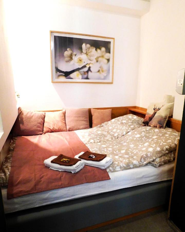 Wonder Deer Lux Apartment At The Parliament Self Check-In Будапеща Екстериор снимка
