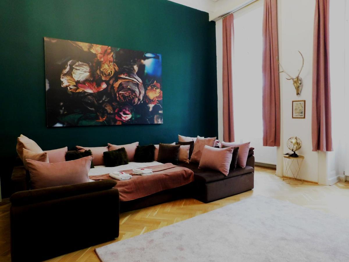 Wonder Deer Lux Apartment At The Parliament Self Check-In Будапеща Екстериор снимка